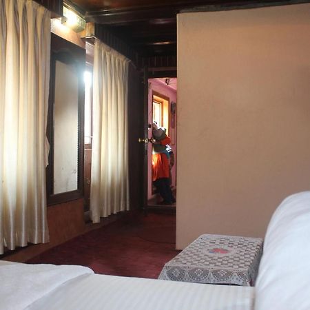 Moonlight Guest House บักตะปูร์ ภายนอก รูปภาพ