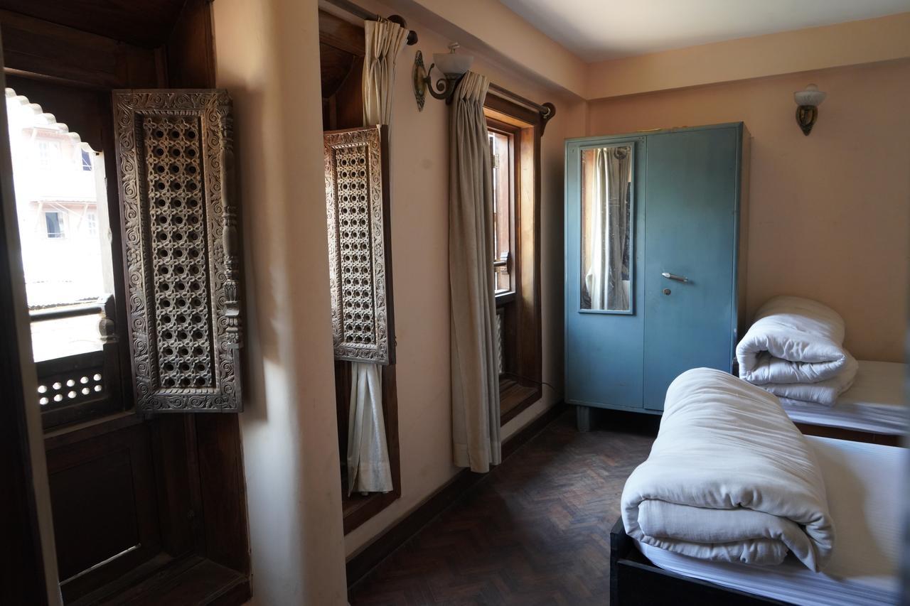 Moonlight Guest House บักตะปูร์ ภายนอก รูปภาพ